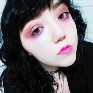 Meet your Posher, Michiko